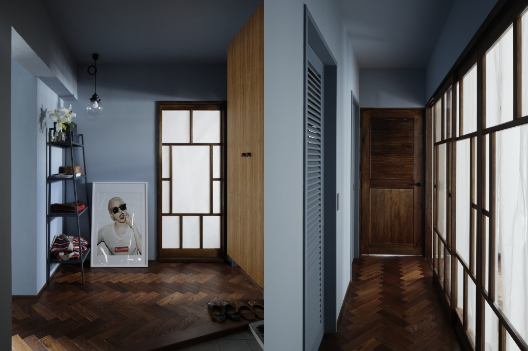 ENTRANCE & HALLWAY